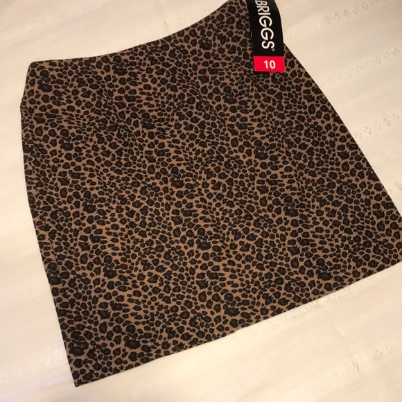 Ladies Briggs Leopard Spandex Stretch Skirt - Picture 1 of 11